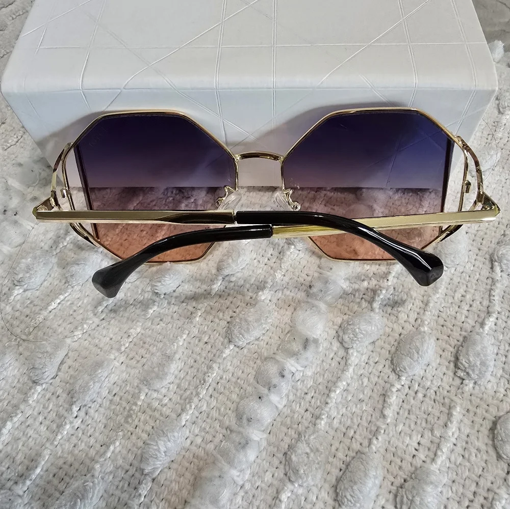 New Gradient Hexagonal Sunglasses - Picture 2 of 4